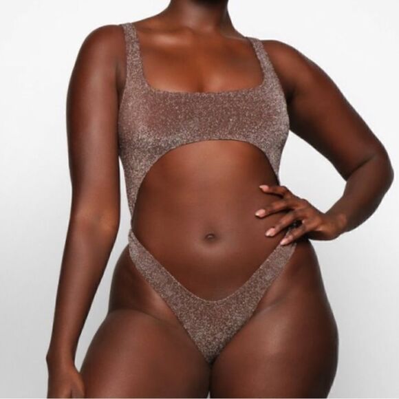 NWT ~ SKIMS ~ Glitter Swim Monokini One Piece - Picture 1 of 11